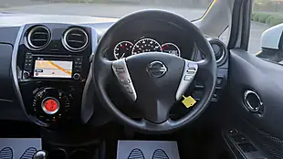 Used 2014 Nissan Note Acenta Premium White - Interior and Exterior details 14