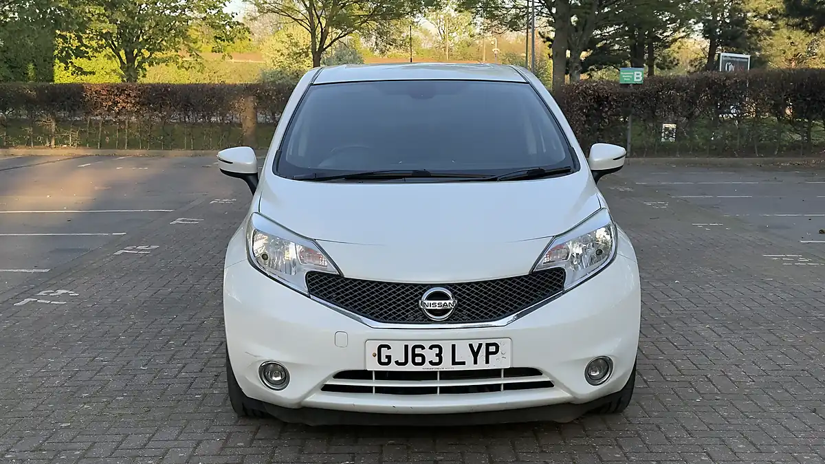 Used 2014 Nissan Note Acenta Premium White - Interior and Exterior details 4