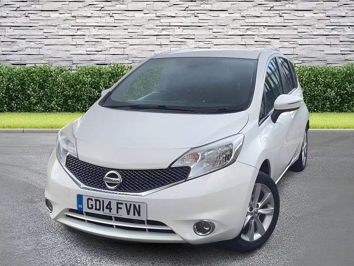 Used 2014 Nissan Note Acenta Premium White - Interior and Exterior details 3