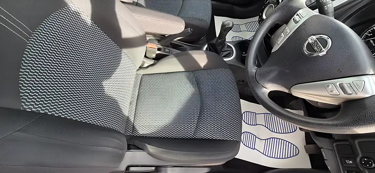 Used 2014 Nissan Note Acenta Premium White - Interior and Exterior details 11