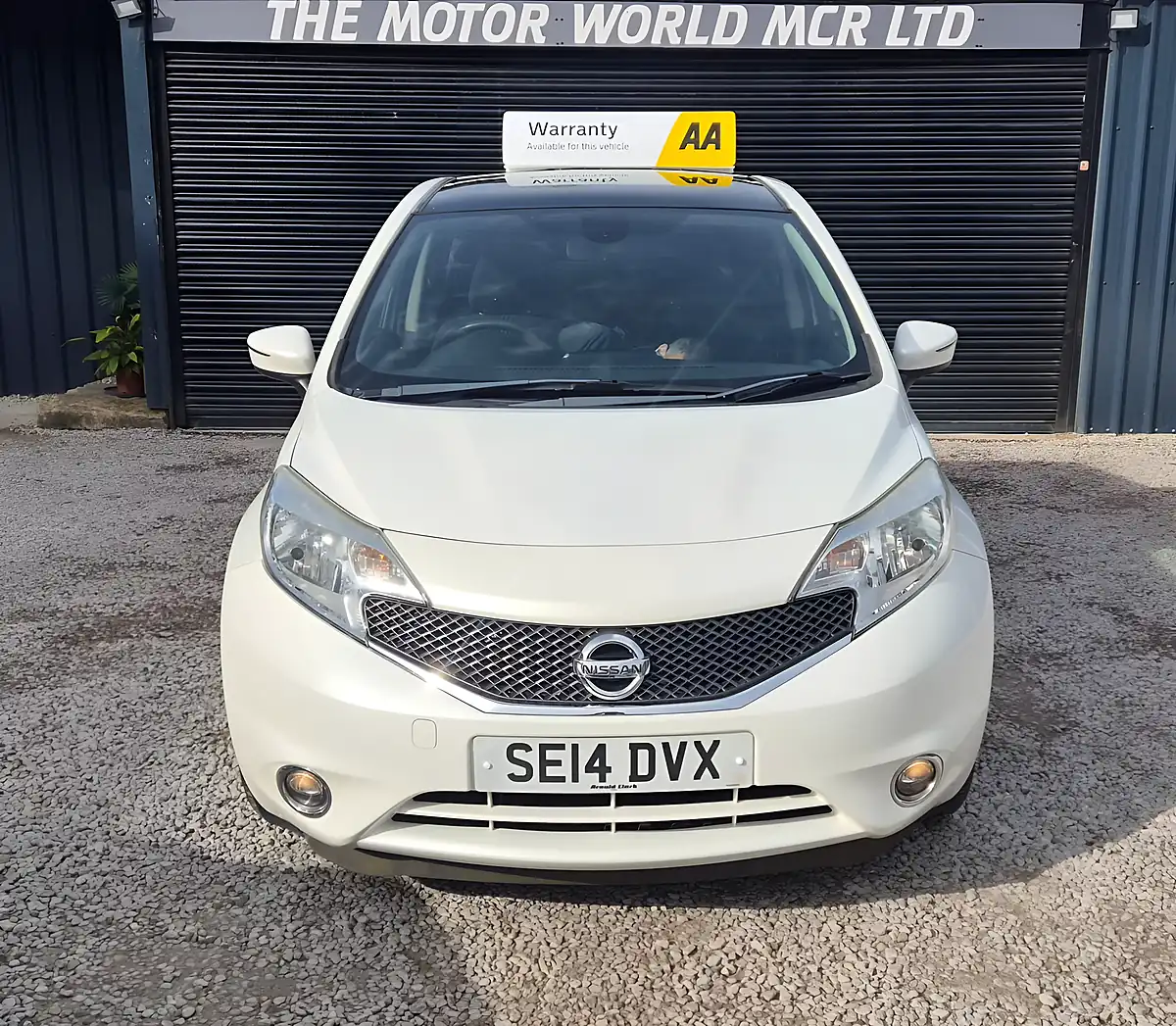 Used 2014 Nissan Note Acenta Premium White - Interior and Exterior details 2
