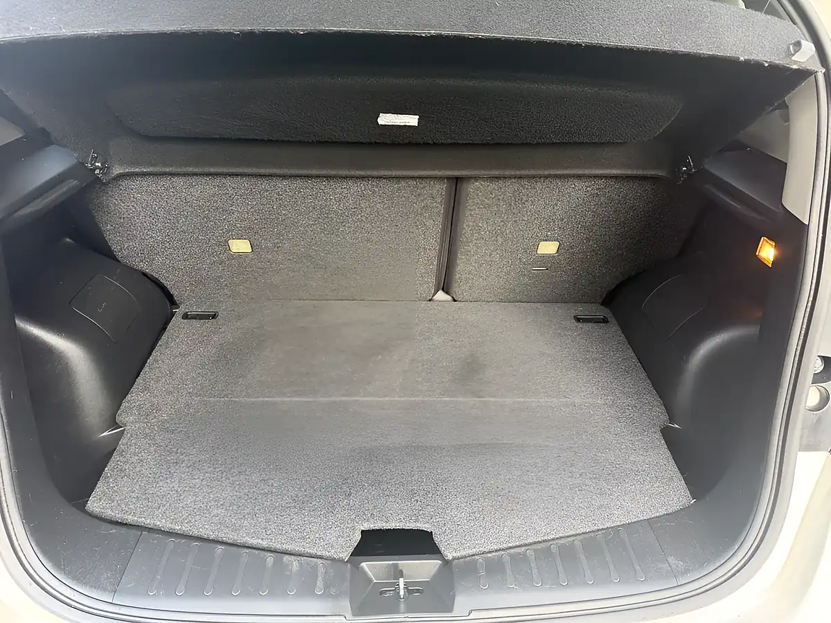 Used 2014 Nissan Note Acenta Premium White - Interior and Exterior details 11