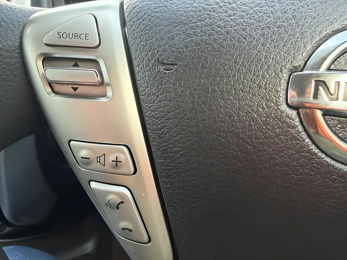 Used 2014 Nissan Note Acenta Premium White - Interior and Exterior details 20