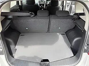 Used 2014 Nissan Note Acenta Silver - Interior and Exterior details 15
