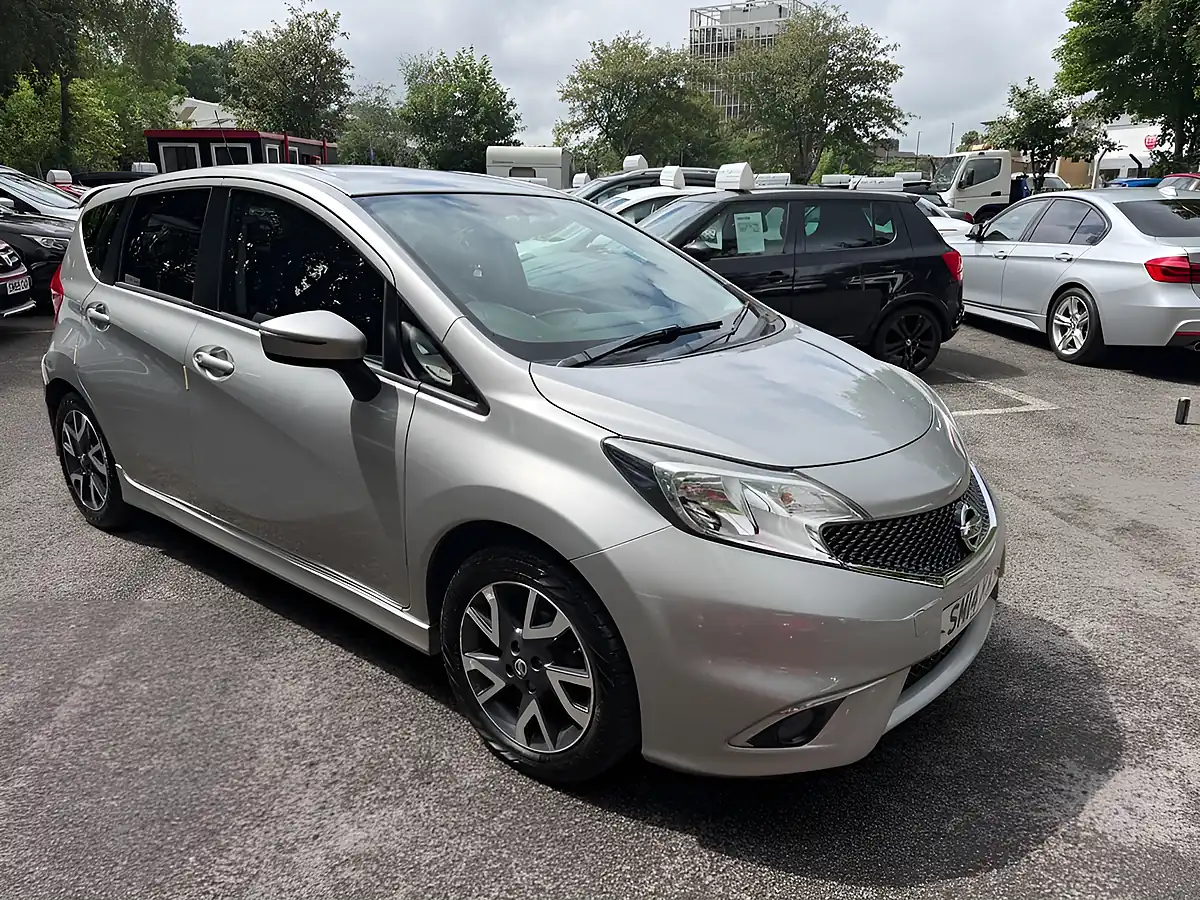 Used 2014 Nissan Note Acenta Silver - Interior and Exterior details 7