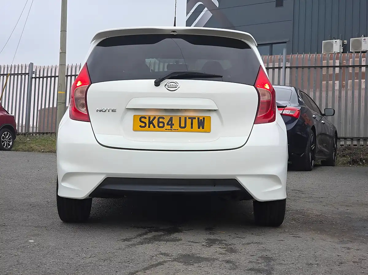 Used 2014 Nissan Note Acenta White - Interior and Exterior details 18
