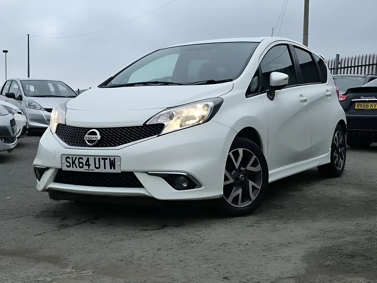 Used 2014 Nissan Note Acenta White - Interior and Exterior details 2