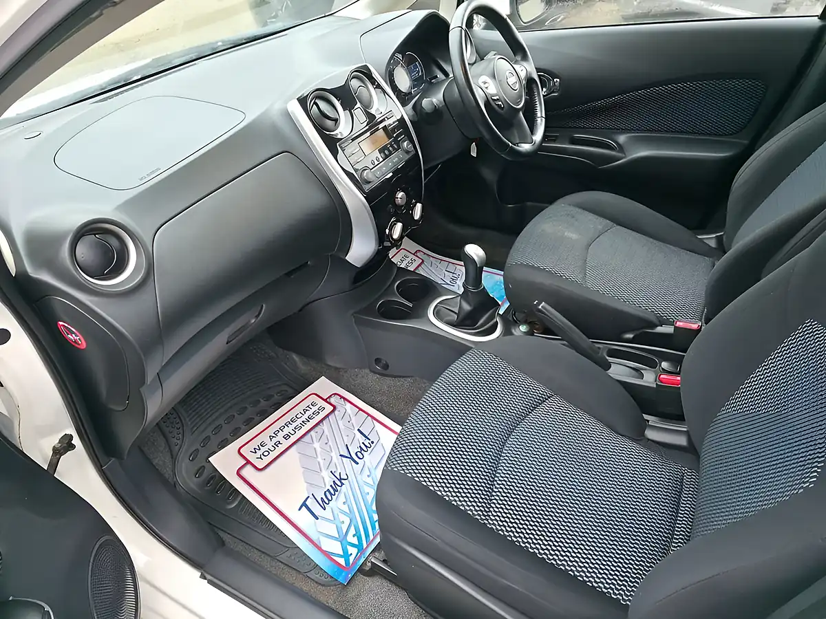 Used 2014 Nissan Note Acenta White - Interior and Exterior details 8