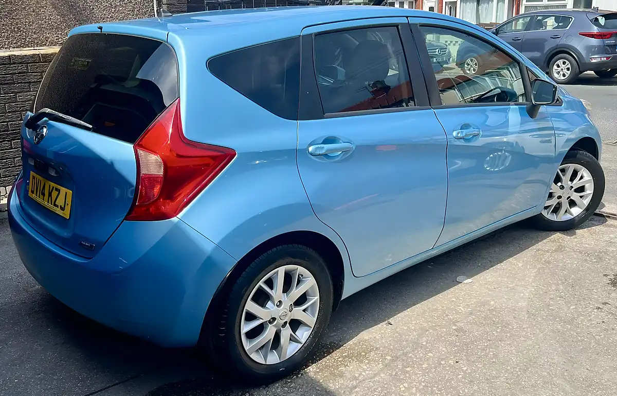 Used 2014 Nissan Note Premium Acenta Aqua Blue Metallic - Interior and Exterior details 5
