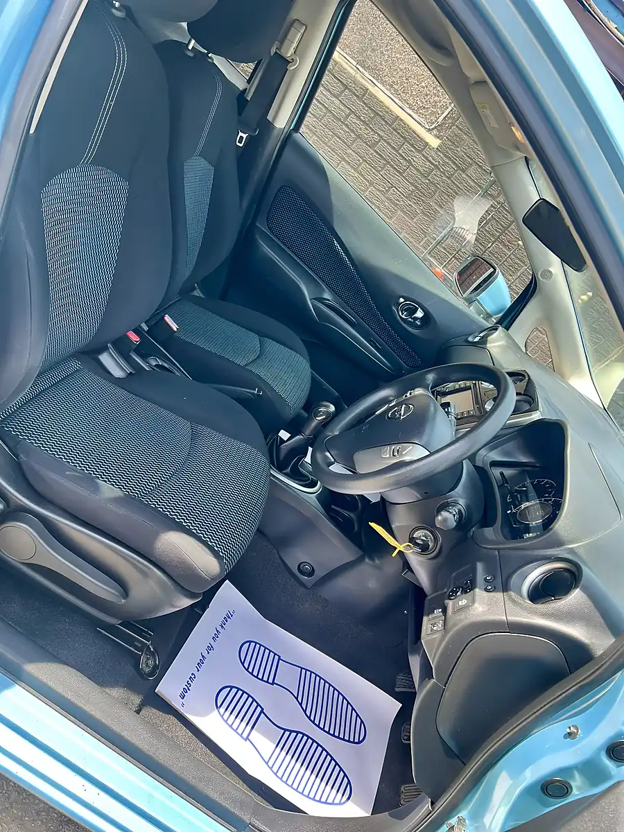 Used 2014 Nissan Note Premium Acenta Aqua Blue Metallic - Interior and Exterior details 6