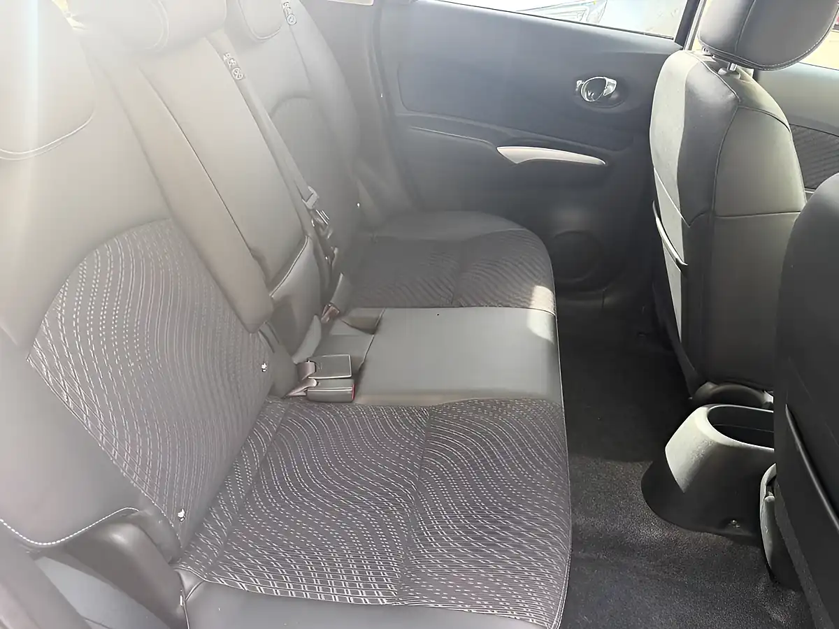 Used 2014 Nissan Note Tekna Black - Interior and Exterior details 10