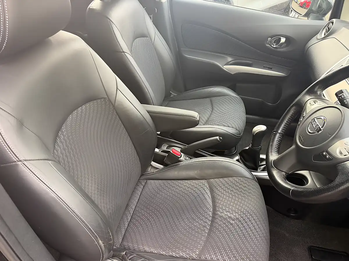 Used 2014 Nissan Note Tekna Black - Interior and Exterior details 12