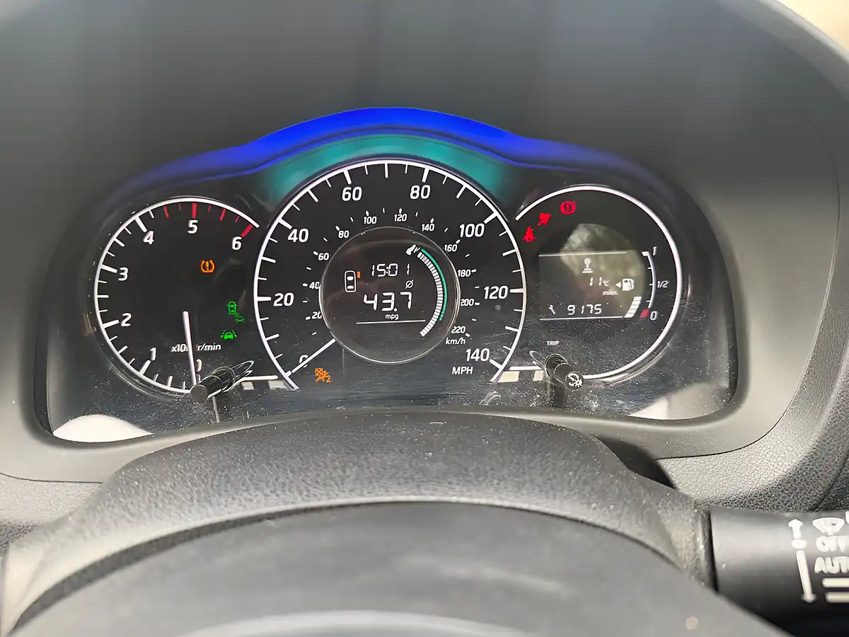 Used 2014 Nissan Note Tekna Black - Interior and Exterior details 13