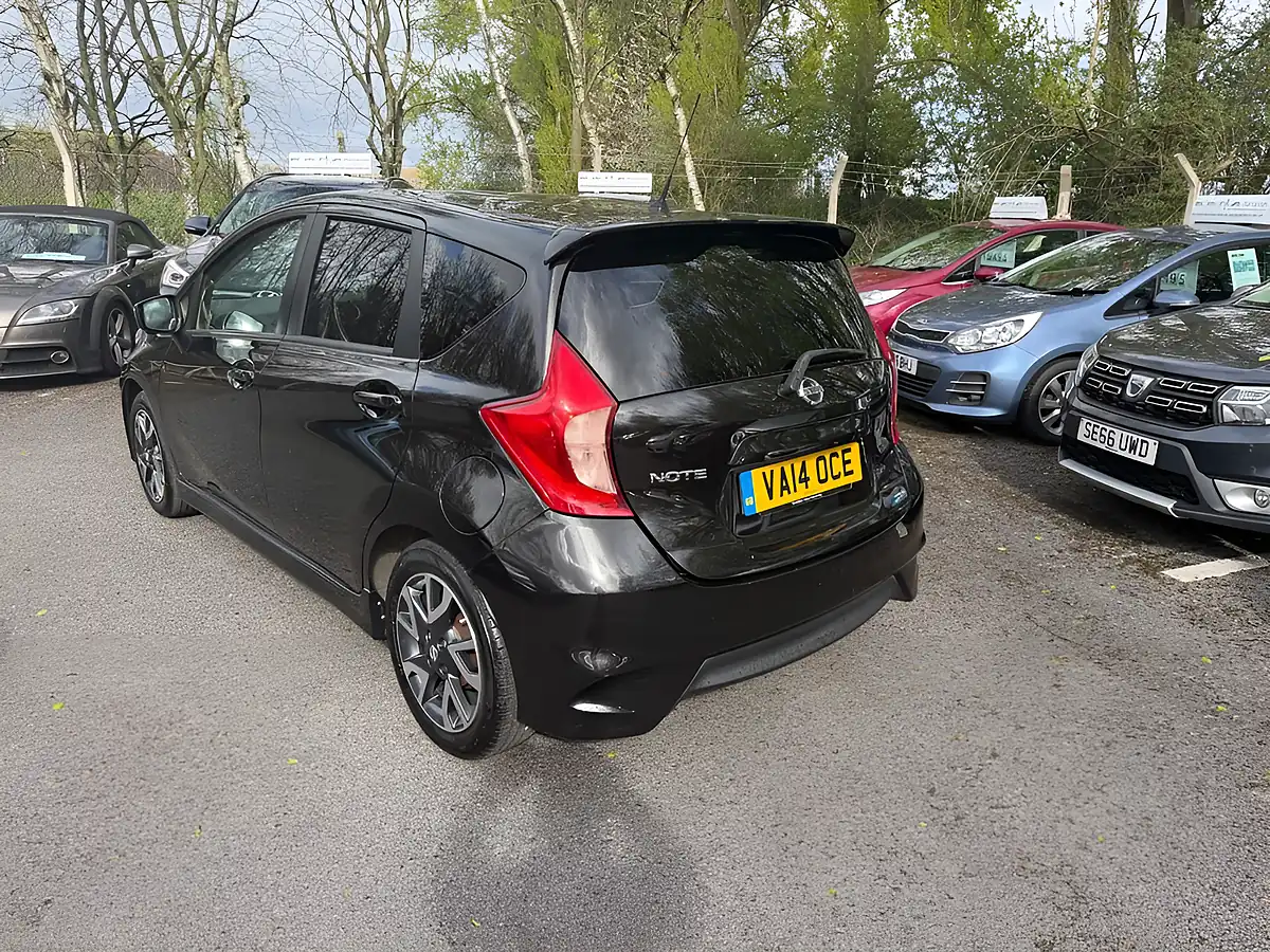 Used 2014 Nissan Note Tekna Black - Interior and Exterior details 4