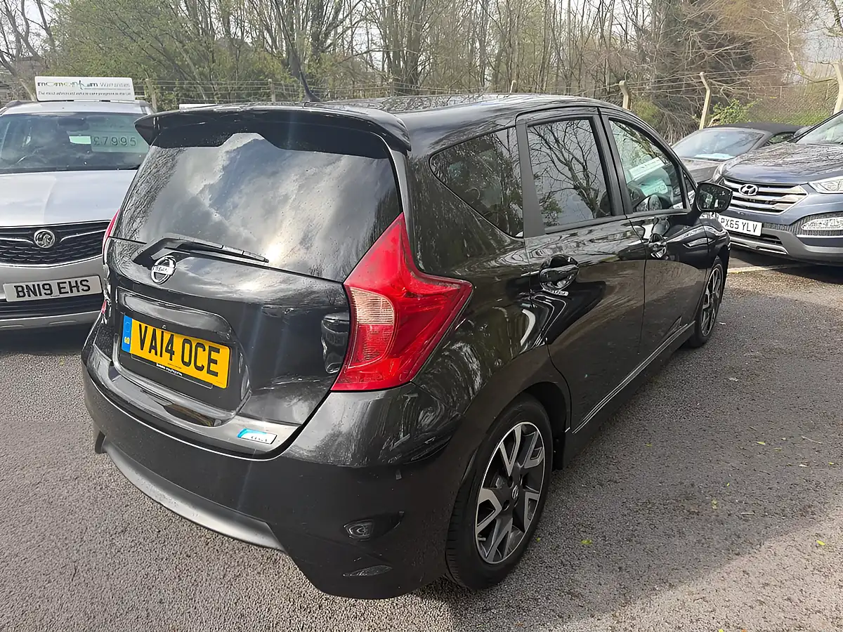 Used 2014 Nissan Note Tekna Black - Interior and Exterior details 6
