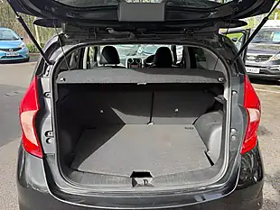 Used 2014 Nissan Note Tekna Black - Interior and Exterior details 9