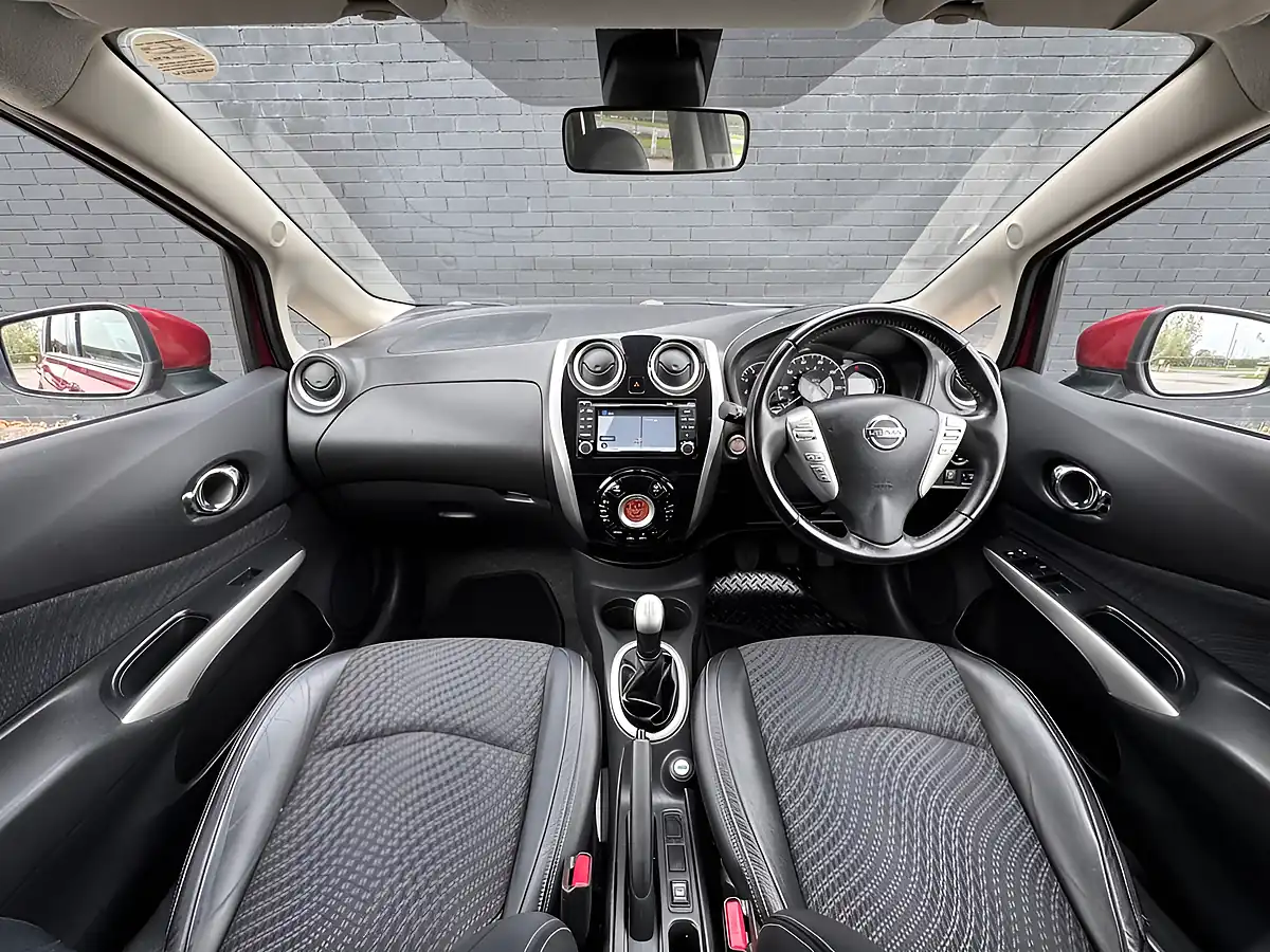 Used 2014 Nissan Note Tekna Force Red Metallic - Interior and Exterior details 16