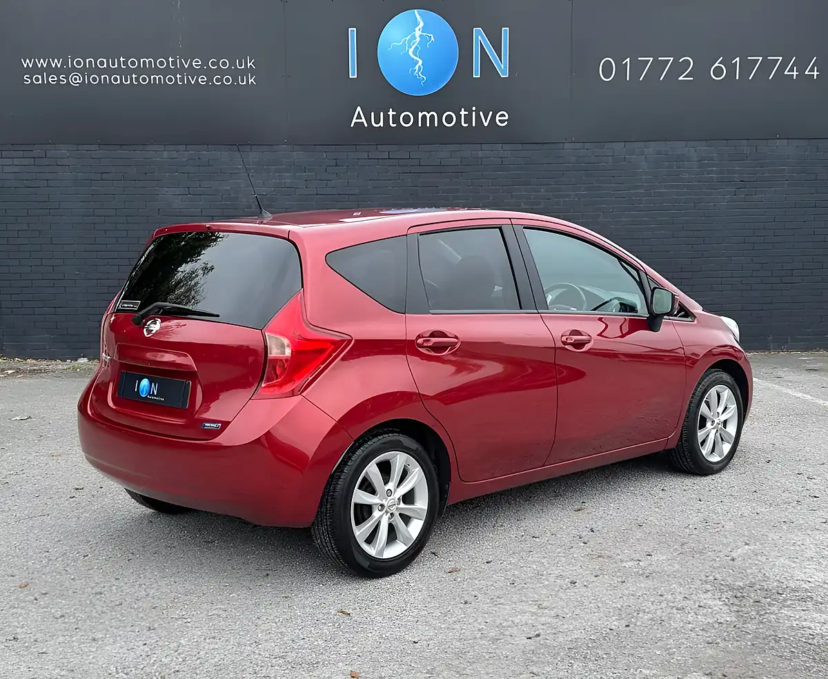 Used 2014 Nissan Note Tekna Force Red Metallic - Interior and Exterior details 2