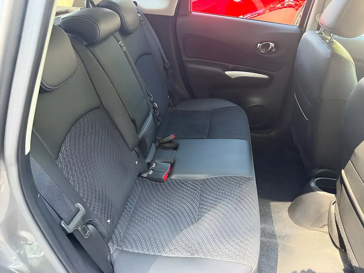 Used 2014 Nissan Note Tekna Grey - Interior and Exterior details 13