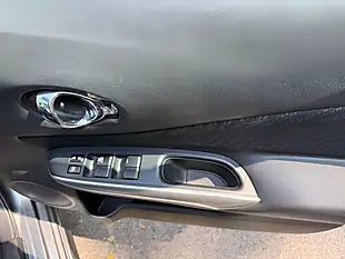 Used 2014 Nissan Note Tekna Grey - Interior and Exterior details 15
