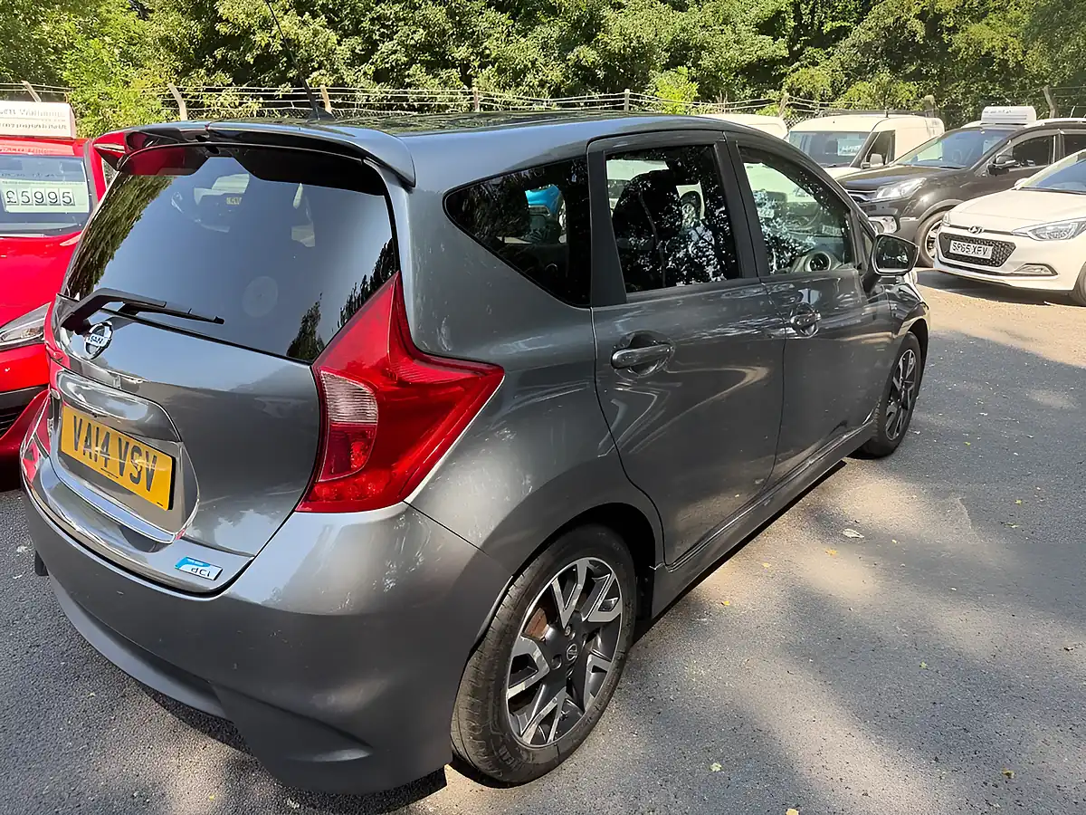 Used 2014 Nissan Note Tekna Grey - Interior and Exterior details 7