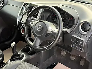 Used 2014 Nissan Note Tekna Grey - Interior and Exterior details 17