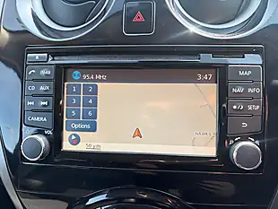 Used 2014 Nissan Note Tekna Red - Interior and Exterior details 16