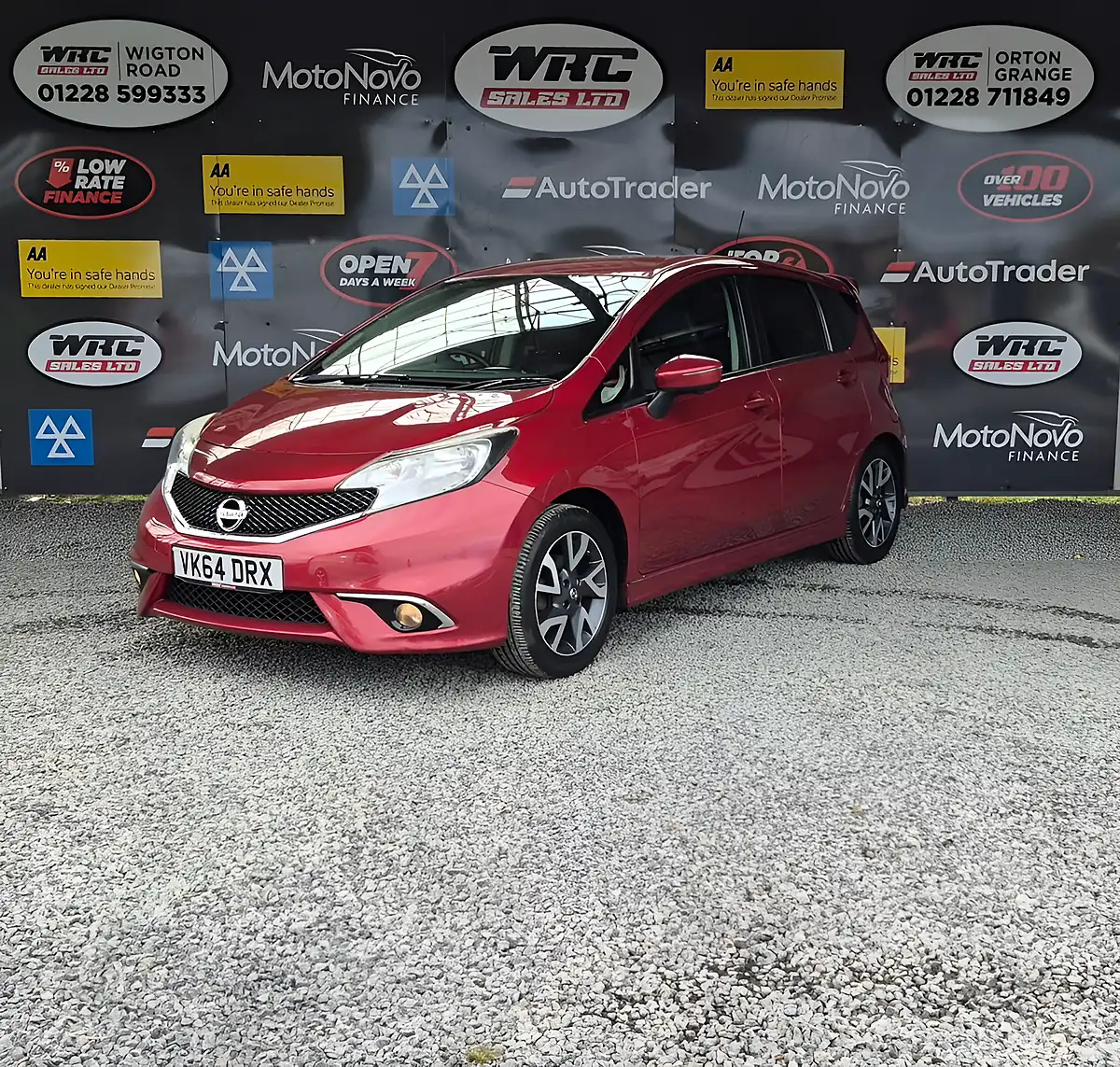 Used 2014 Nissan Note Tekna Red - Front View