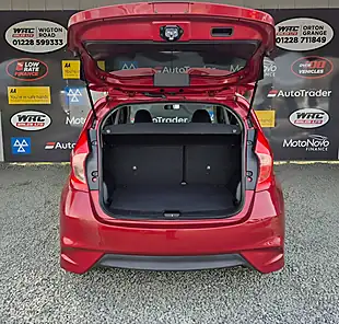 Used 2014 Nissan Note Tekna Red - Interior and Exterior details 10