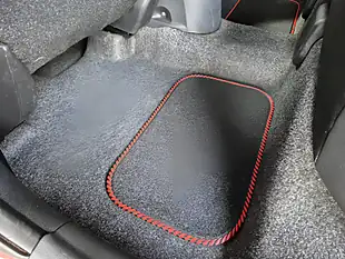 Used 2014 Nissan Note Tekna Red - Interior and Exterior details 20
