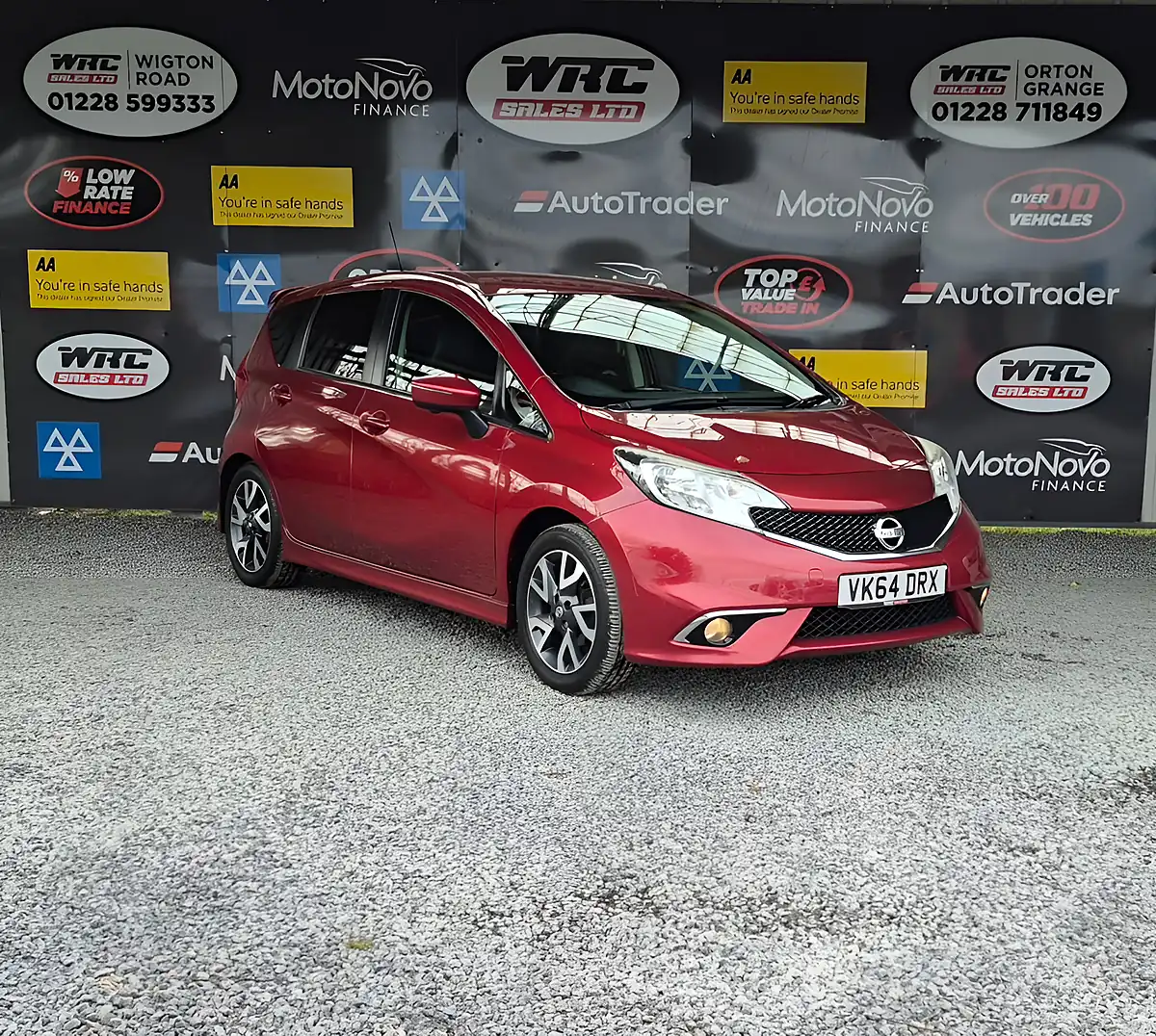 Used 2014 Nissan Note Tekna Red - Interior and Exterior details 4
