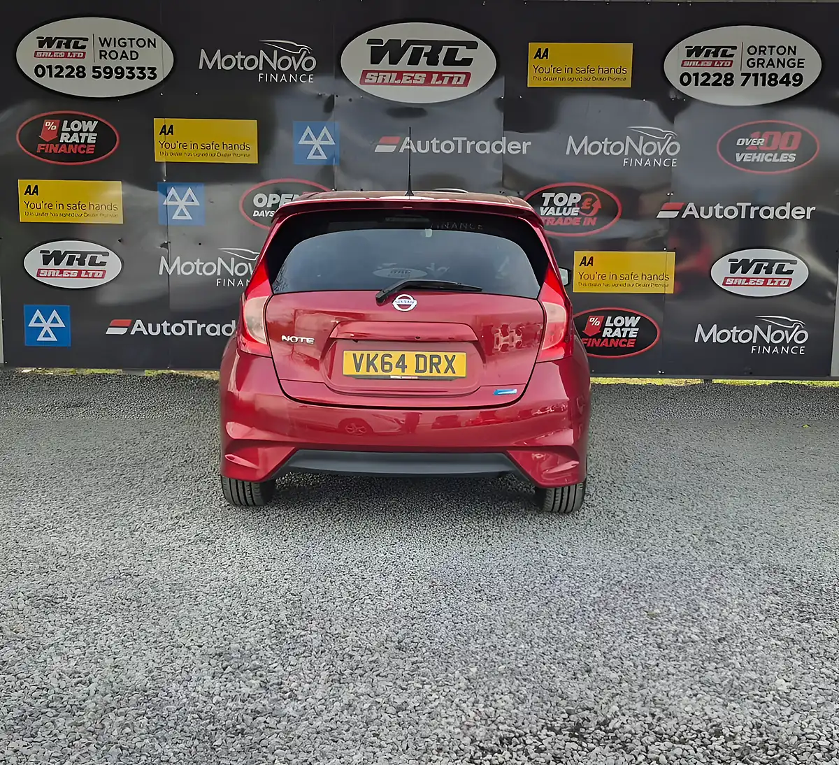 Used 2014 Nissan Note Tekna Red - Interior and Exterior details 7