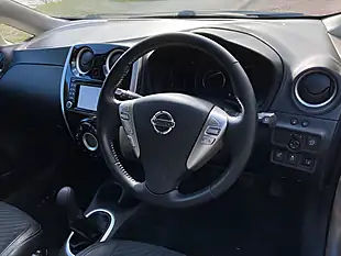 Used 2014 Nissan Note Tekna Silver - Interior and Exterior details 14