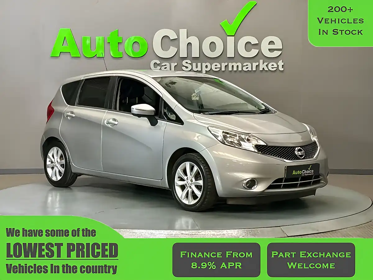 Used 2014 Nissan Note Tekna Silver - Front View