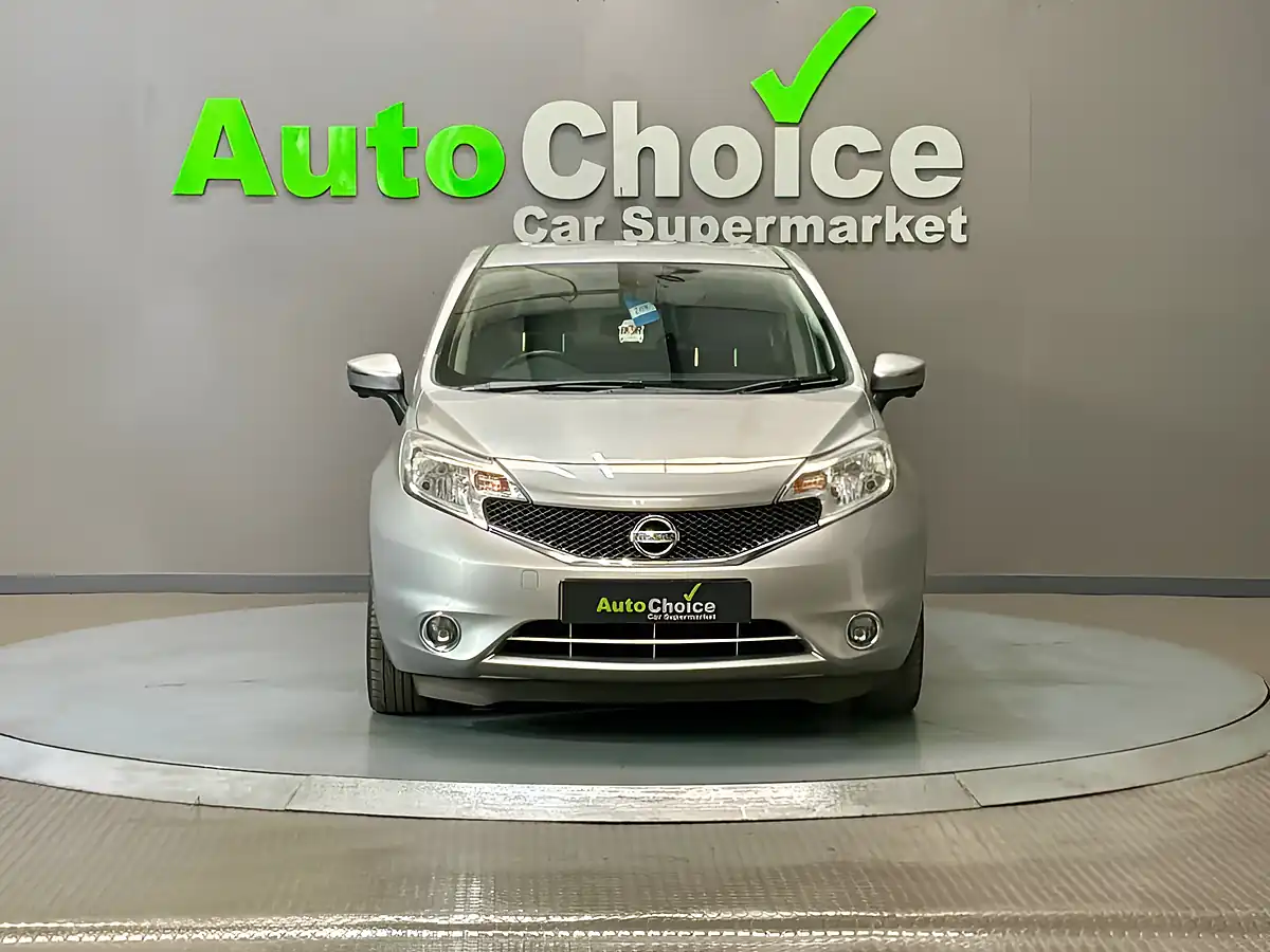 Used 2014 Nissan Note Tekna Silver - Interior and Exterior details 5