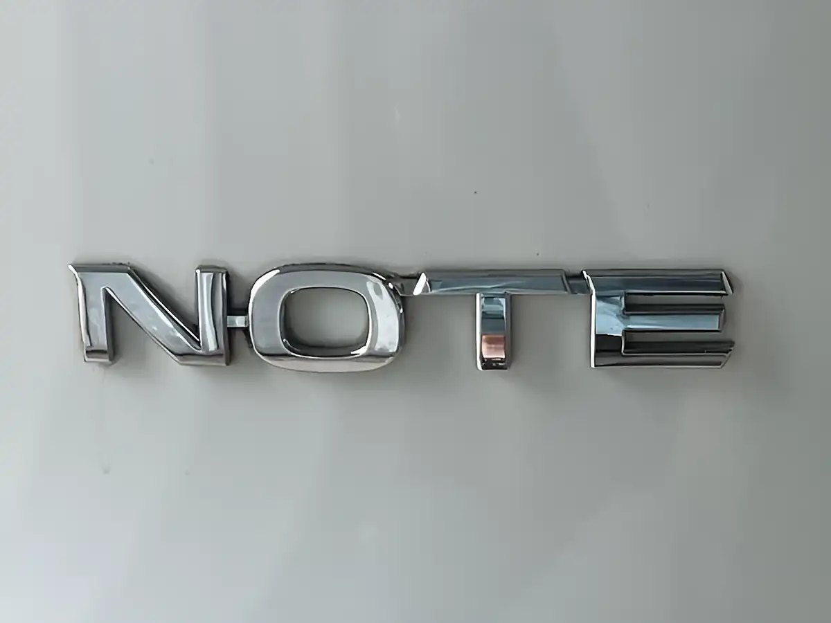 Used 2014 Nissan Note Tekna White - Interior and Exterior details 10