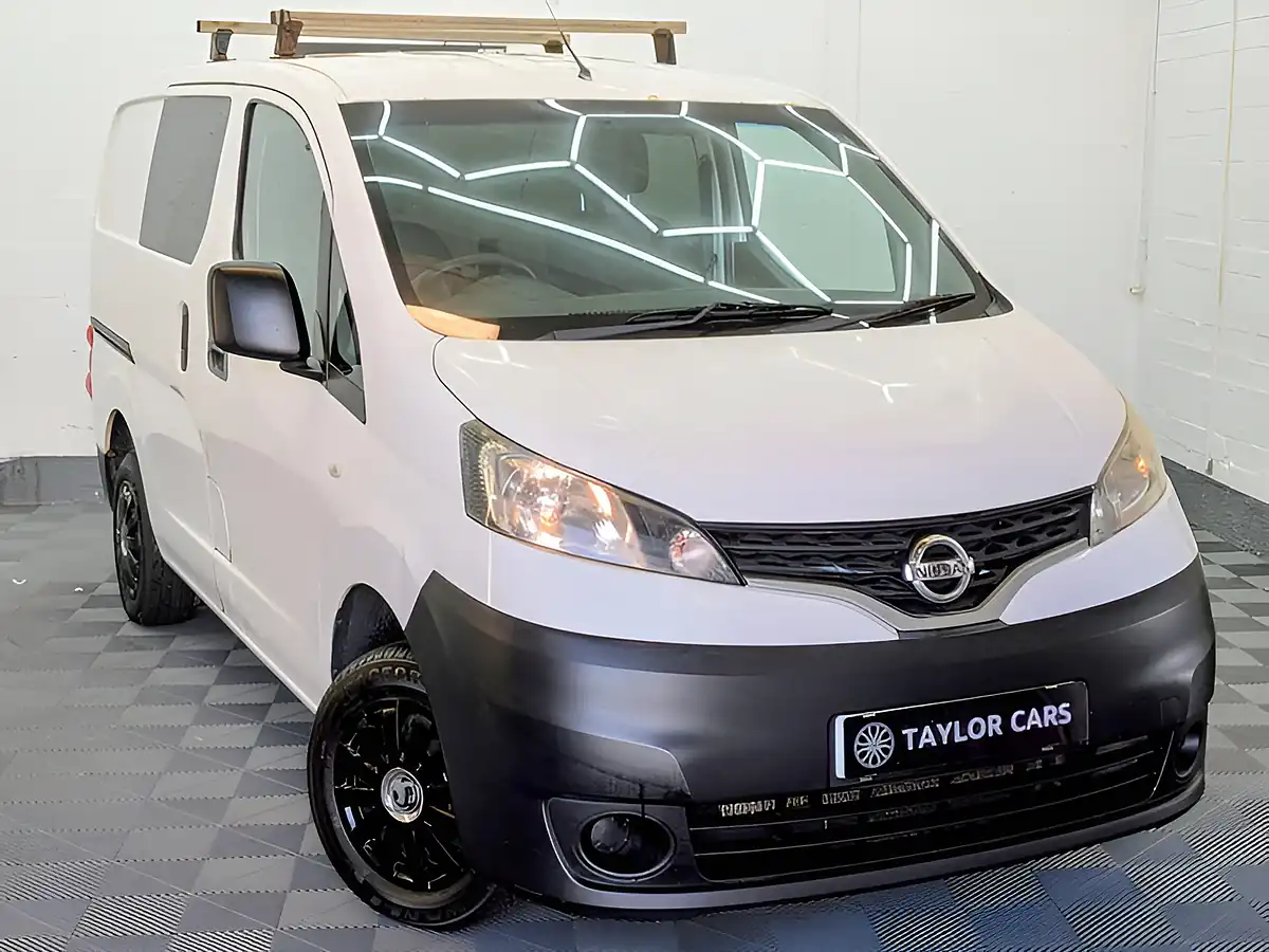 Used 2014 Nissan NV200 Acenta Swb White - Interior and Exterior details 3
