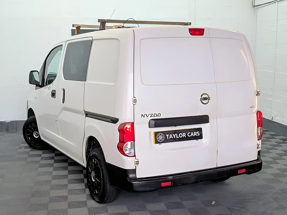 Used 2014 Nissan NV200 Acenta Swb White - Interior and Exterior details 6