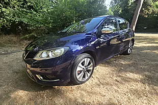 Used 2014 Nissan Pulsar N-Tec Blue - Interior and Exterior details 3