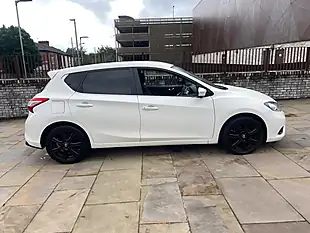 Used 2014 Nissan Pulsar Tekna White - Interior and Exterior details 2