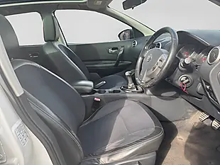 Used 2014 Nissan Qashqai 360 White - Interior and Exterior details 10