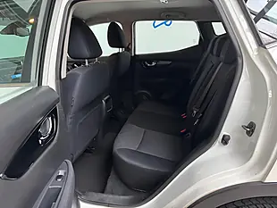Used 2014 Nissan Qashqai Acenta 2WD Storm White - Interior and Exterior details 10