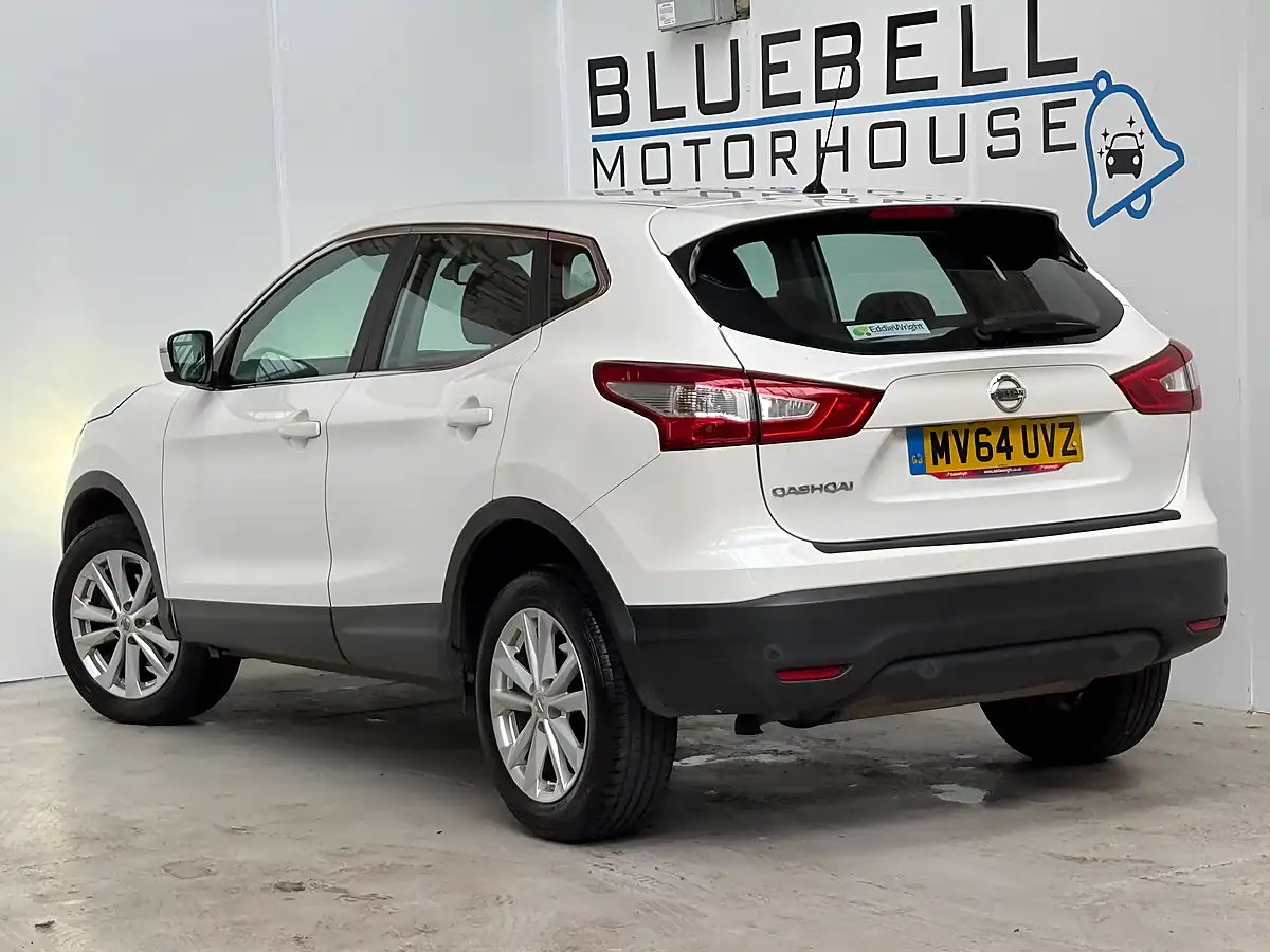 Used 2014 Nissan Qashqai Acenta 2WD Storm White - Interior and Exterior details 4