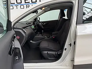 Used 2014 Nissan Qashqai Acenta 2WD Storm White - Interior and Exterior details 9
