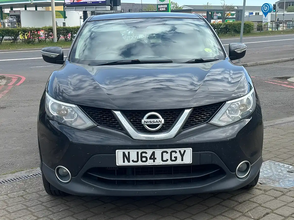 Used 2014 Nissan Qashqai Acenta Black - Interior and Exterior details 4