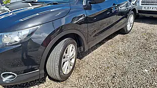 Used 2014 Nissan Qashqai Acenta Black - Interior and Exterior details 8
