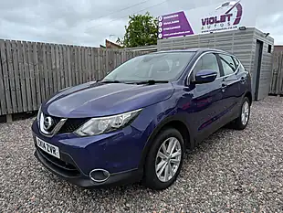 Used 2014 Nissan Qashqai Acenta Blue - Interior and Exterior details 7