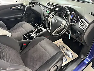 Used 2014 Nissan Qashqai Acenta Blue - Interior and Exterior details 11