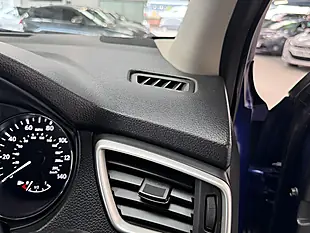 Used 2014 Nissan Qashqai Acenta Blue - Interior and Exterior details 15