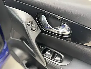 Used 2014 Nissan Qashqai Acenta Blue - Interior and Exterior details 16